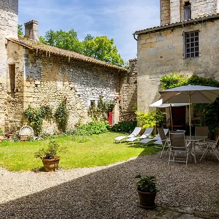 Du Chateau De Curton Holiday home Daignac